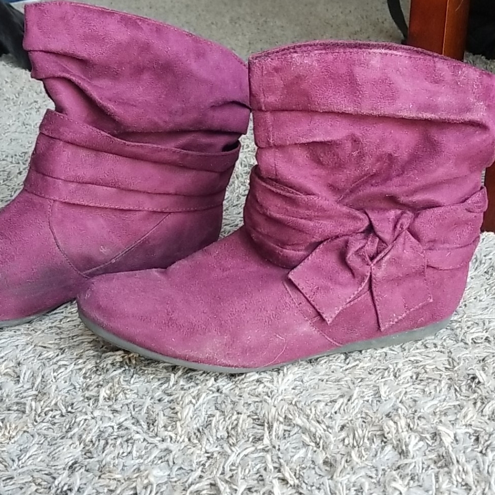 Candies Maroon  booties